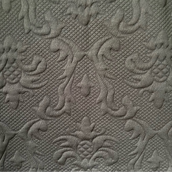 bebe | Embossed Quilted Floral A-line Mini Skirt Black LG - Picture 3 of 10